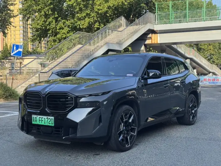 BMW XM 2023 Model 50e