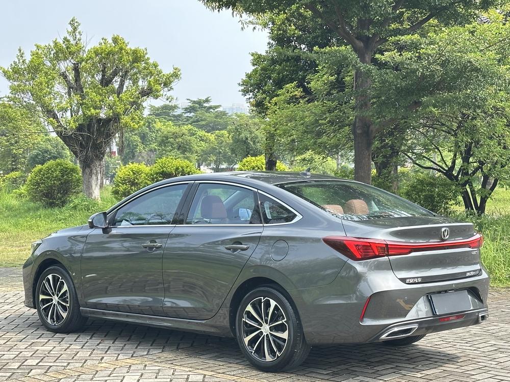 Changan Eado 2022 PLUS Blue Whale NE 1.4T GDI DCT Flagship