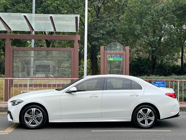 Mercedes-Benz C-Class 2022 C 200 L Sport – фото 5