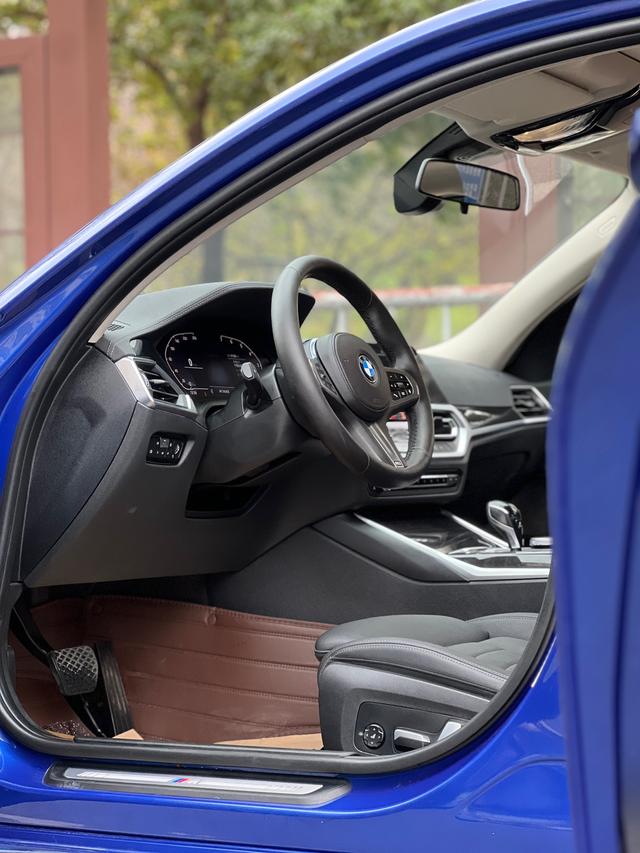 BMW 3 Series 2020 325Li M Sport Package – фото 10