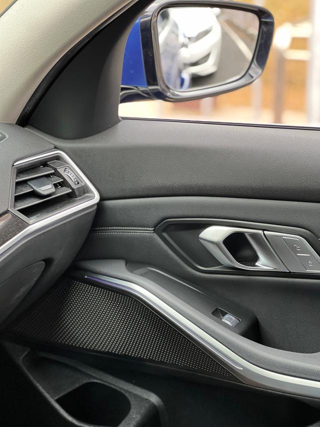 BMW 3 Series 2020 325Li M Sport Package – фото 15