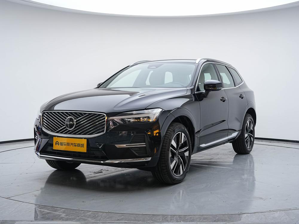 Volvo XC60 2026 модификация B5 4WD Smart Range Deluxe Edition