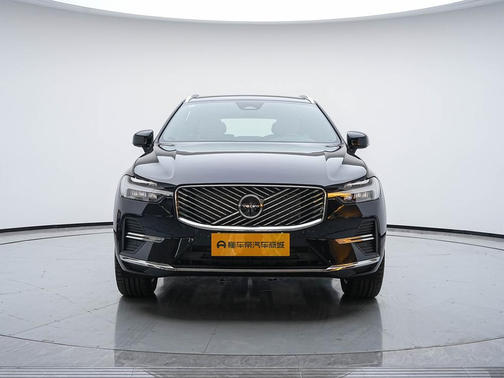 Volvo XC60 2026 модификация B5 4WD Smart Range Deluxe Edition