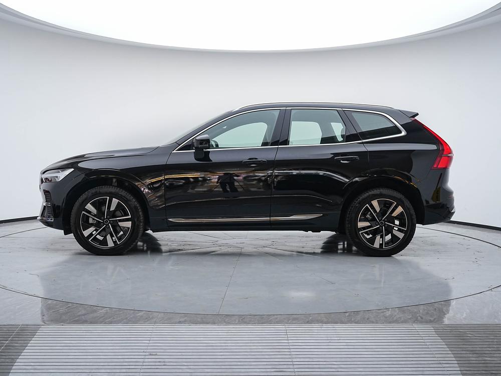 Volvo XC60 2026 модификация B5 4WD Smart Range Deluxe Edition
