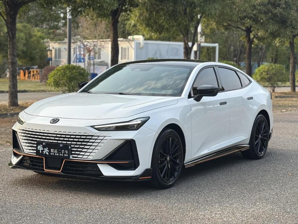 Changan UNI-V 2023 1.5T Sport