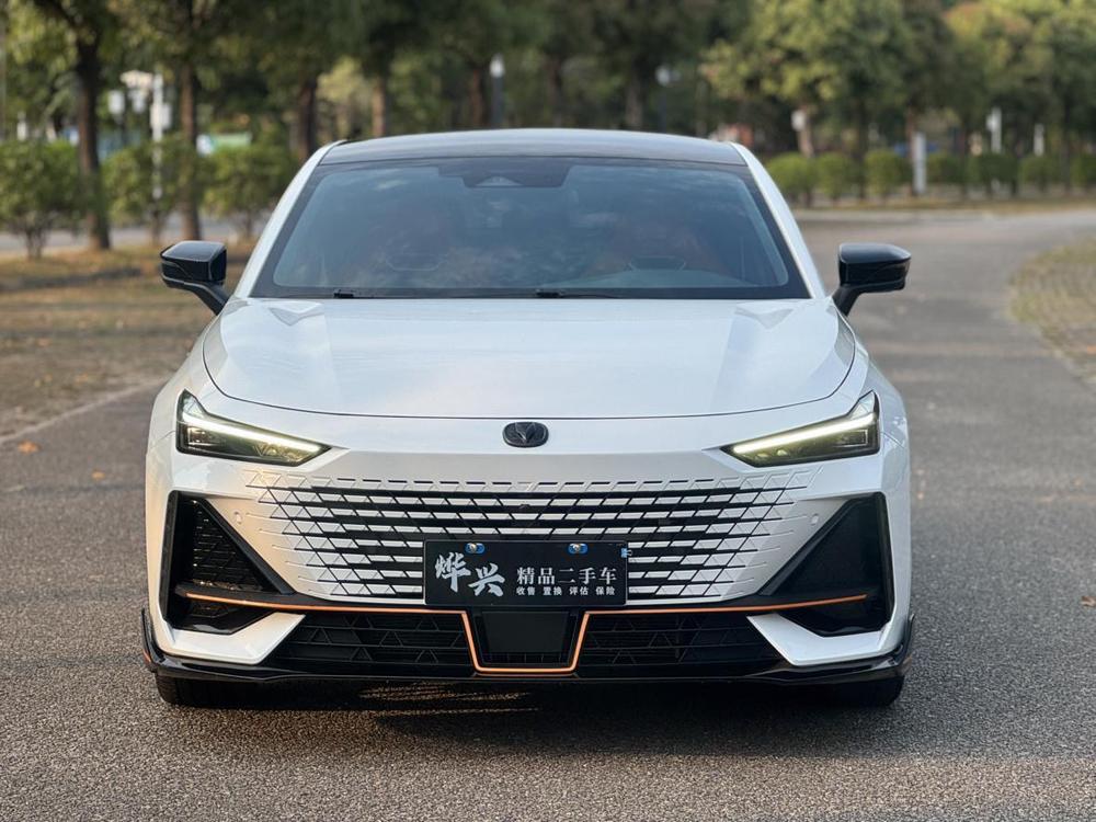 Changan UNI-V 2023 1.5T Sport