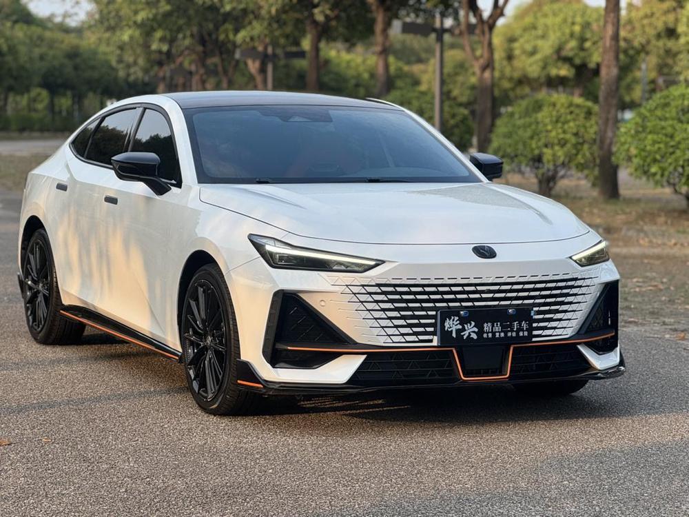 Changan UNI-V 2023 1.5T Sport