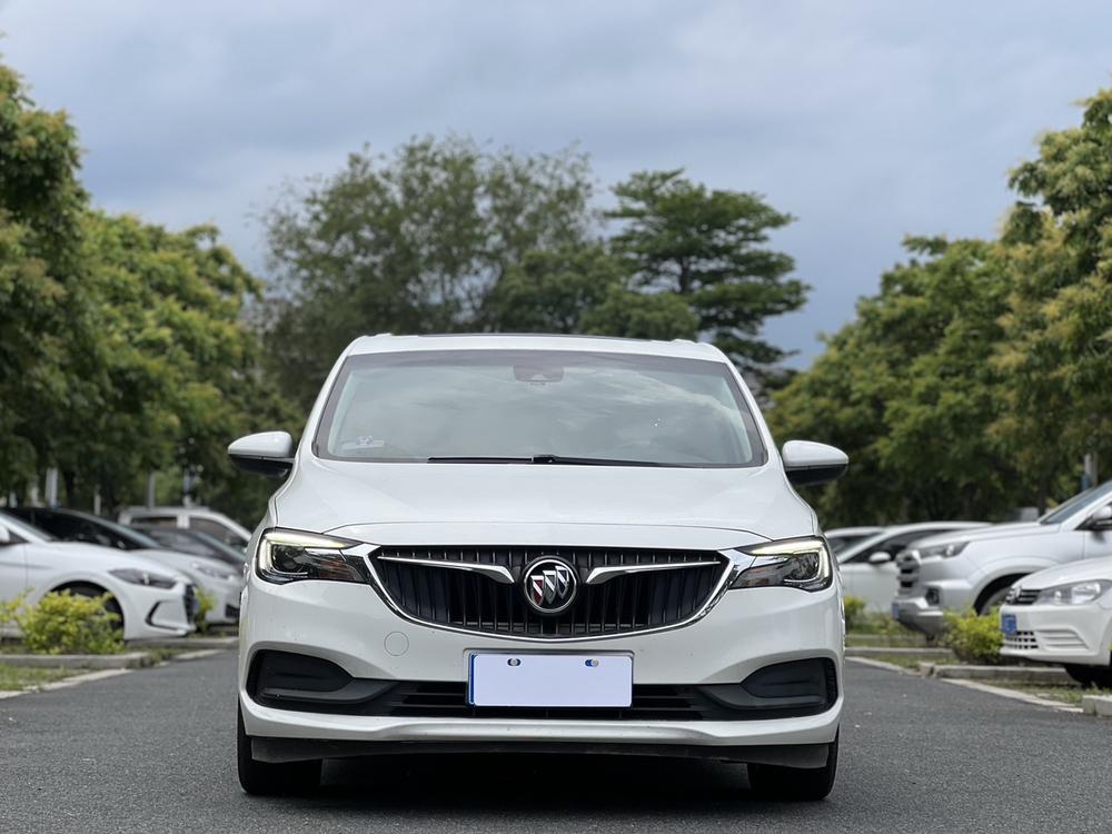 Buick GL6 Модель 2019 года 18T 6 seat Elite Country VI