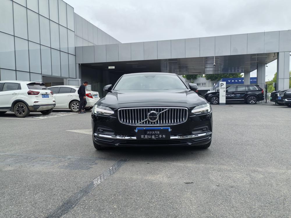 Volvo S90 2023 B5 Smart Enjoy Luxury