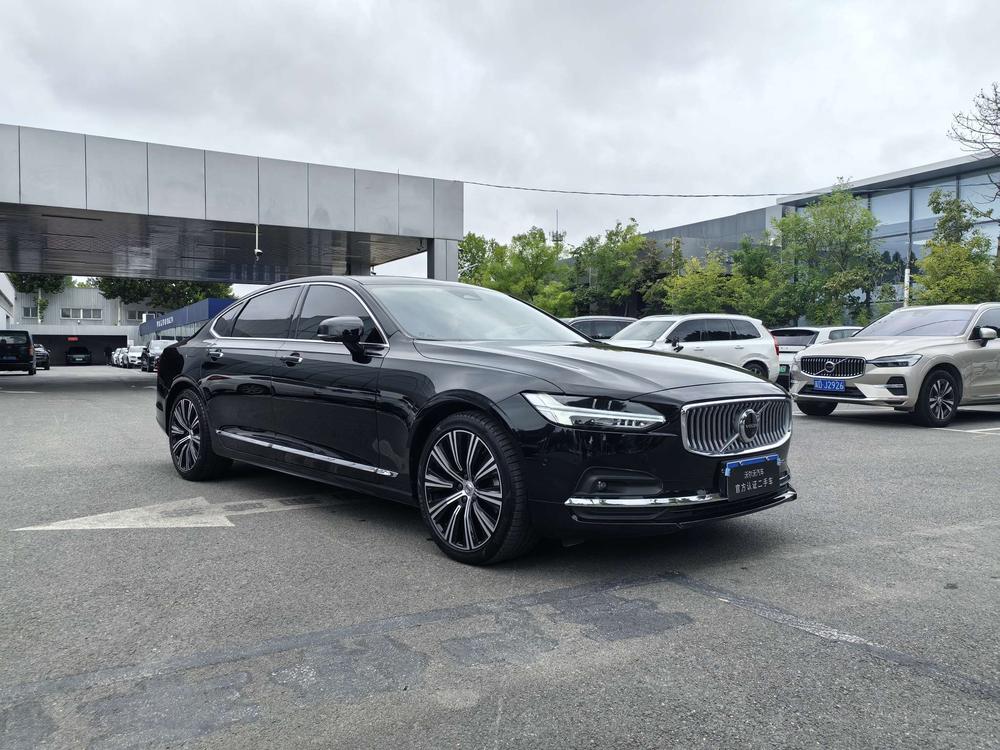 Volvo S90 2023 B5 Smart Enjoy Luxury