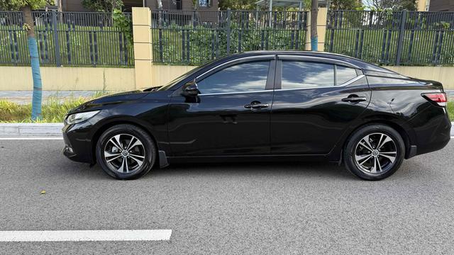 Nissan Sylphy 2022 1.6L XL CVT Enjoy – фото 9