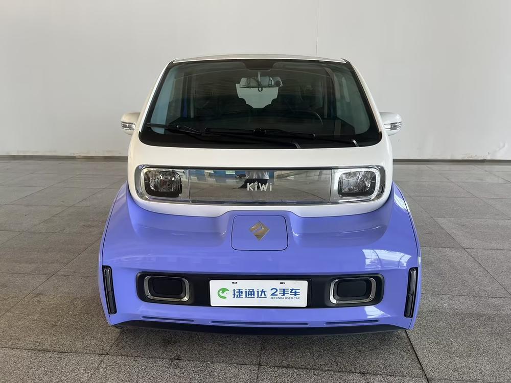 Baojun KiWi EV 2022 Designer Light Edition Lithium Ternary