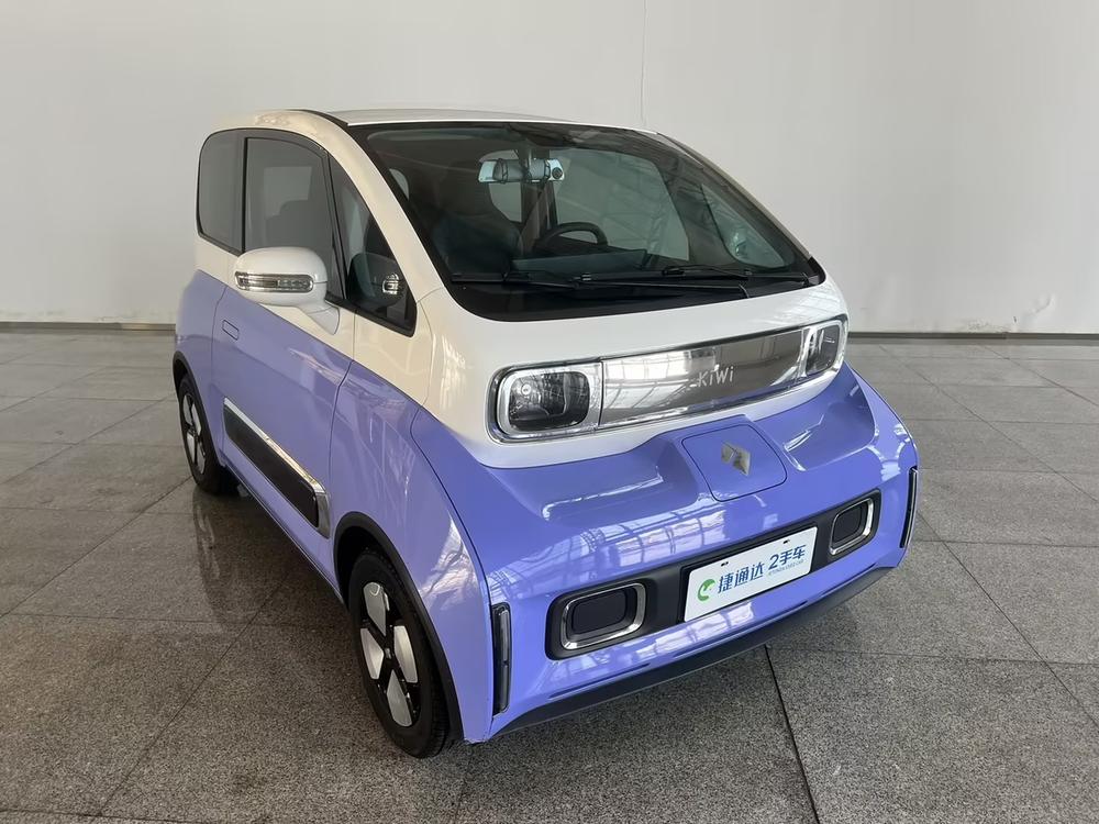 Baojun KiWi EV 2022 Designer Light Edition Lithium Ternary
