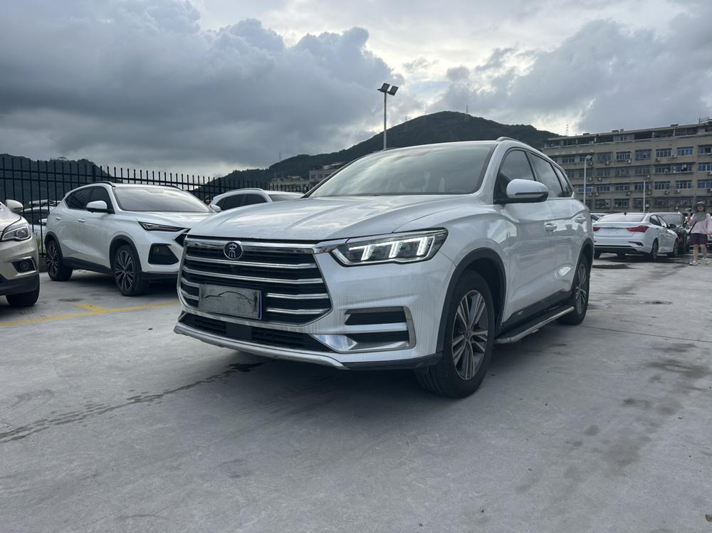 BYD Song Pro Модель 2019 года 1.5T Automatic Elite