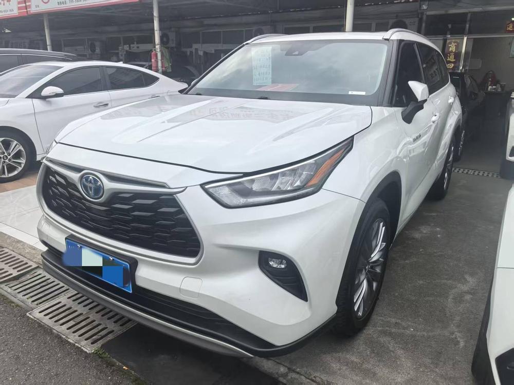 Toyota Highlander Раздел 2023 Hybrid 2.5L 4WD Premium Edition 7 seat