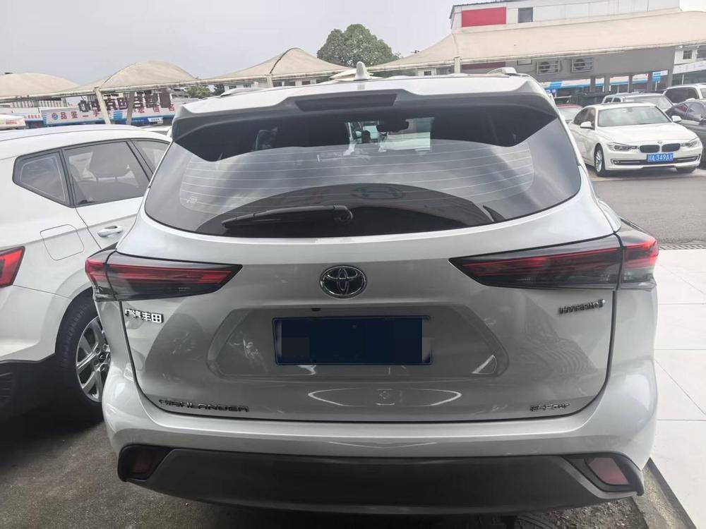 Toyota Highlander Раздел 2023 Hybrid 2.5L 4WD Premium Edition 7 seat