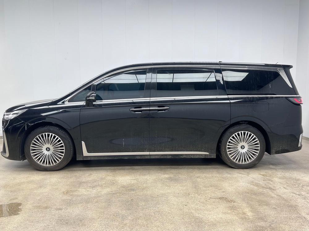VOYAH Dreamer PHEV 2025 AWD Premium Kunpeng