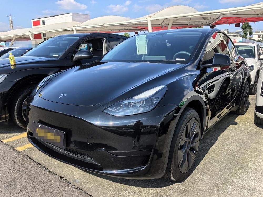 Tesla Model Y 2023 RWD