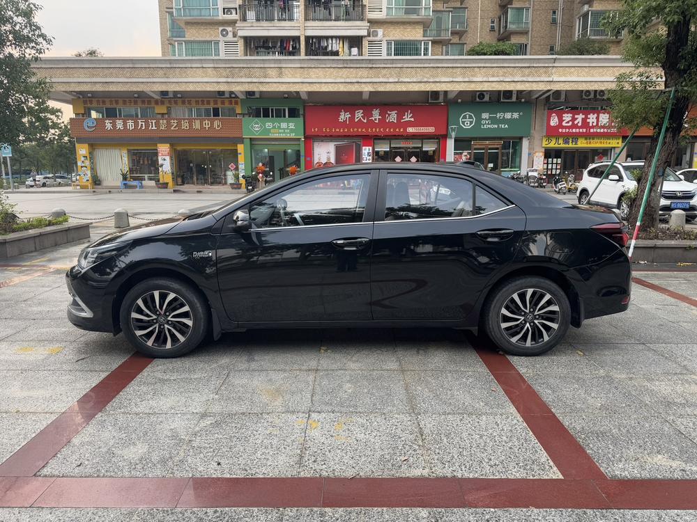 Corolla Hybrid E+ Модель 2020 года 1.8L Comfort Edition
