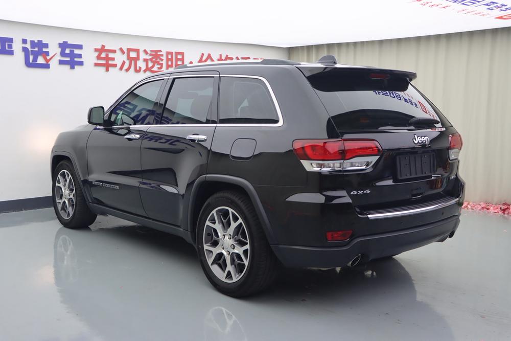 JEEP Grand Cherokee Imported Модель 2020 года 3.6L Elite Навигация Edition