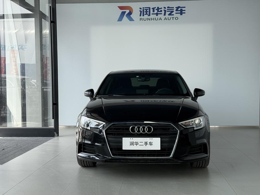 Audi A3 2018 30th Anniversary Limousine 35 TFSI Entry