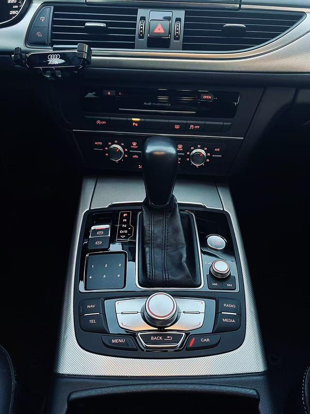 Audi A6L 2018 30th Anniversary TFSI Entry – фото 9