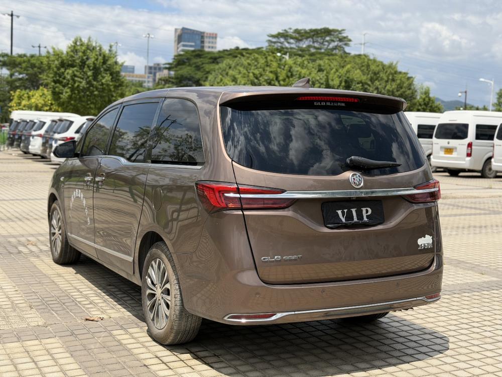 Buick GL8 2021 Facelift Land Business 652T Luxury