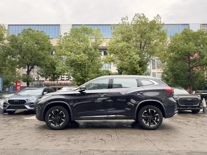 EXEED Lingyun 2023 Model Lynk 300T 2WD Star Enjoy Edition