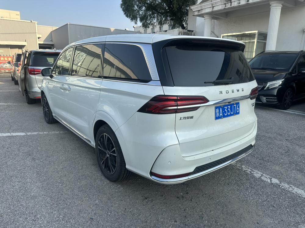 Roewe iMAX8 2023 400TGI Premier Edition