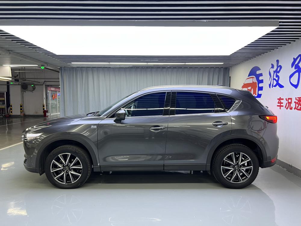 Mazda CX-5 2017 модификация 2.5L автоматическое 4WD Smart Prestige тип National V