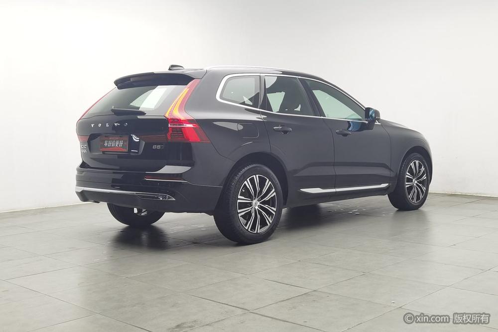 Volvo XC60 2022 B5 4WD Smart Enjoy Luxury