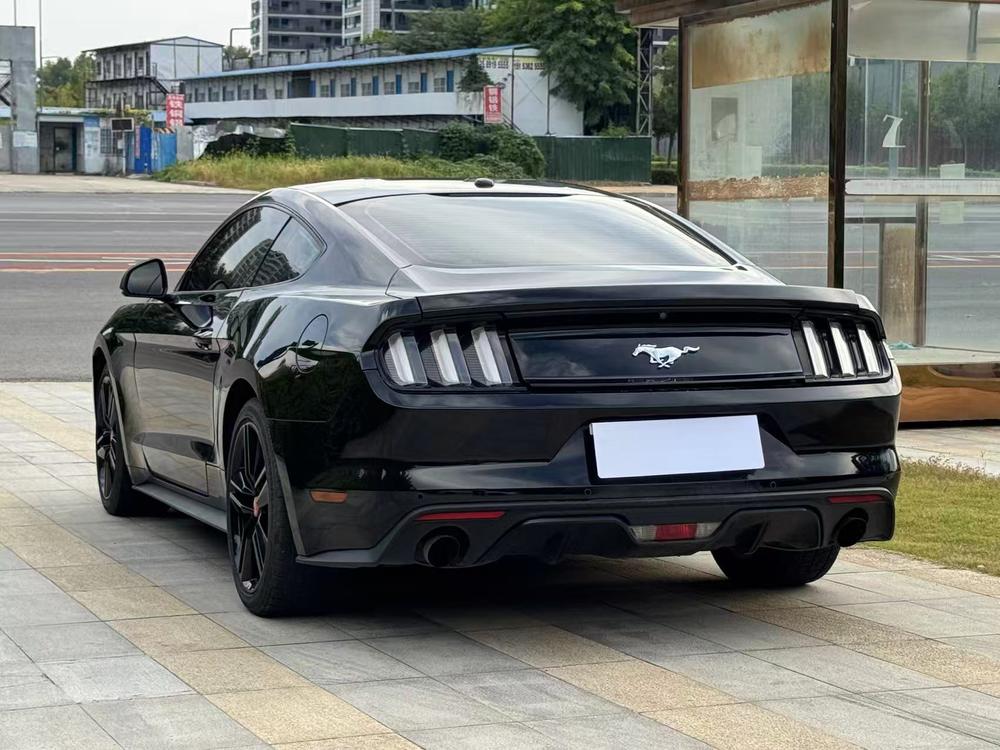 Ford Mustang 2017 2.3T Performance
