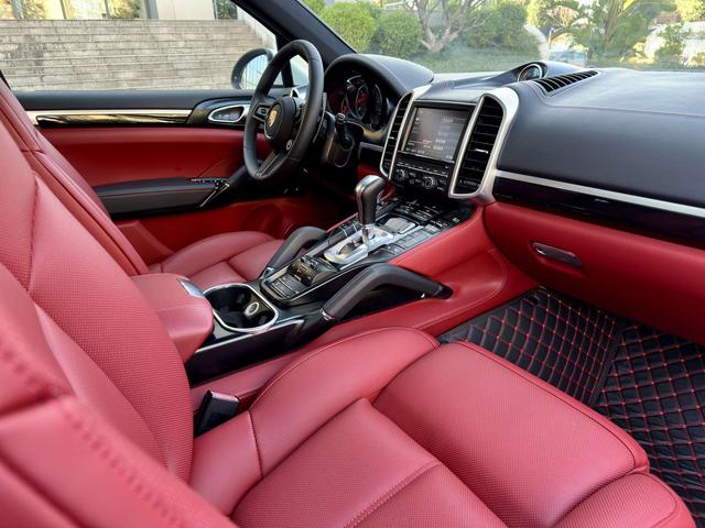 Porsche Cayenne 2011 Cayenne 3.0T – фото 11