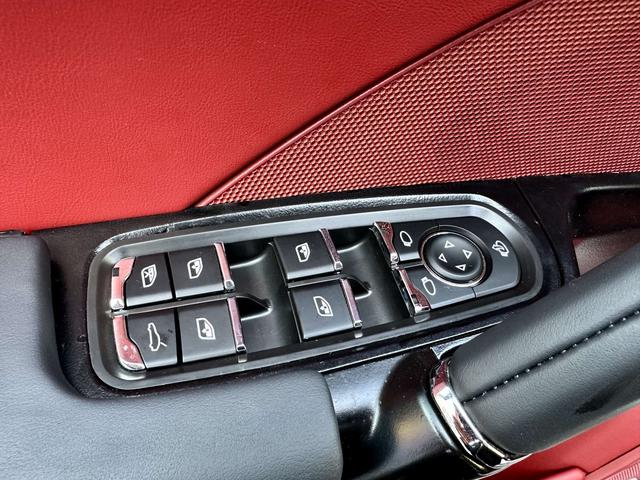 Porsche Cayenne 2011 Cayenne 3.0T – фото 19