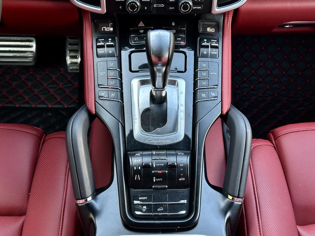 Porsche Cayenne 2011 Cayenne 3.0T – фото 22