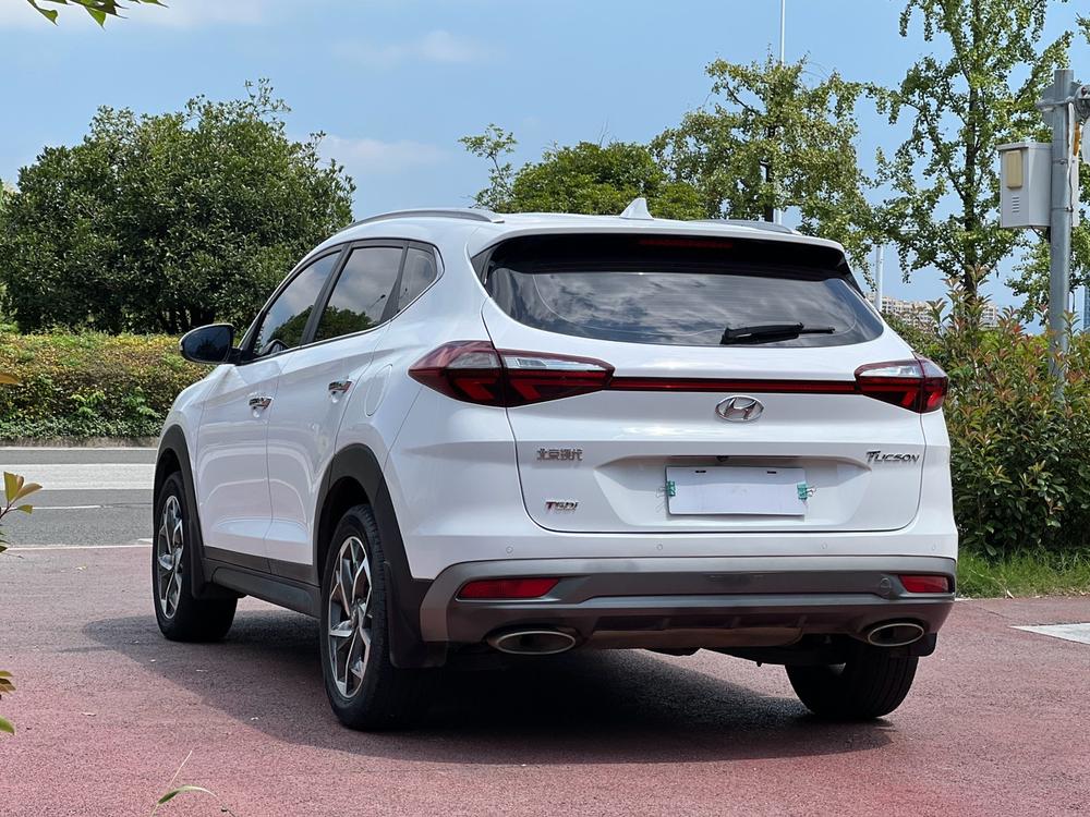 Hyundai Tucson Модель 2020 года 280TGDi DCT 2WD Zhilian Edition Country VI