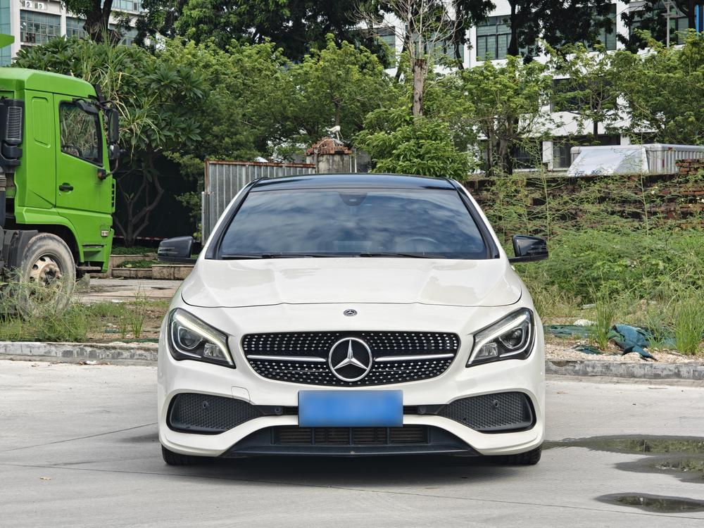 Mercedes-Benz CLA Imported Модель 2018 года CLA 220 4MATIC