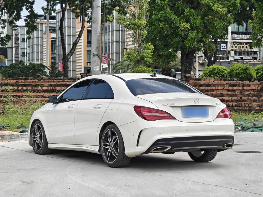 Mercedes-Benz CLA Imported Модель 2018 года CLA 220 4MATIC