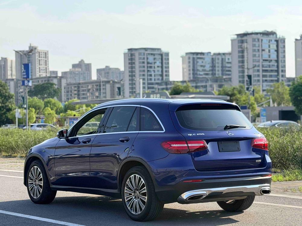 Mercedes-Benz GLC 2017 GLC 200 4MATIC
