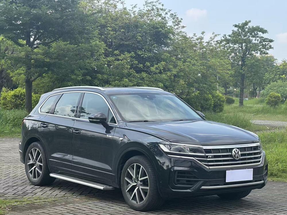 Volkswagen Touareg Модель 2019 года 3.0TSI Rapid Фэн Edition National V