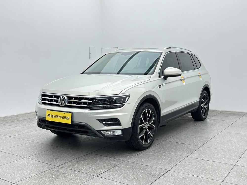 Volkswagen Tiguan L Модель 2020 года 380TSI автоматическое 4WD Smart Dynamic Deluxe Edition 7 seat Country VI