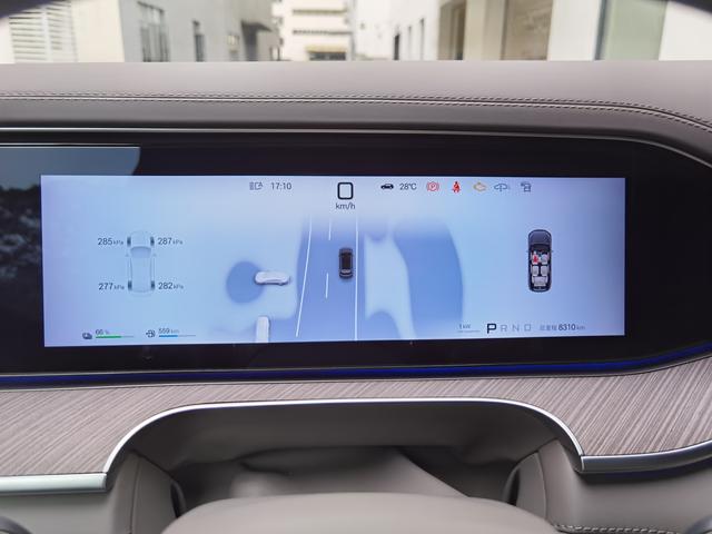 DENZA N9 DM 2025 Flagship – фото 12