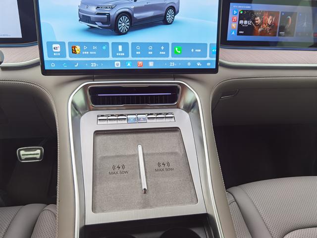 DENZA N9 DM 2025 Flagship – фото 13