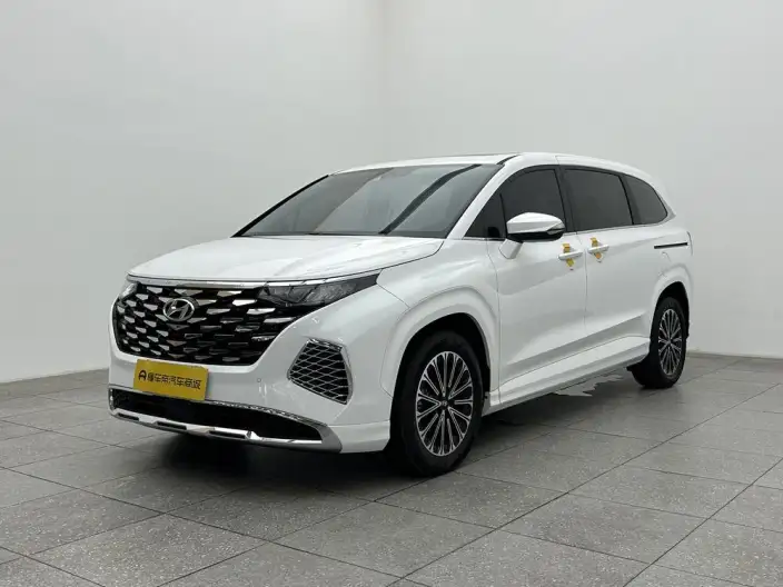 Hyundai Custin 2024 Model 270TGDi LUX Premium Edition
