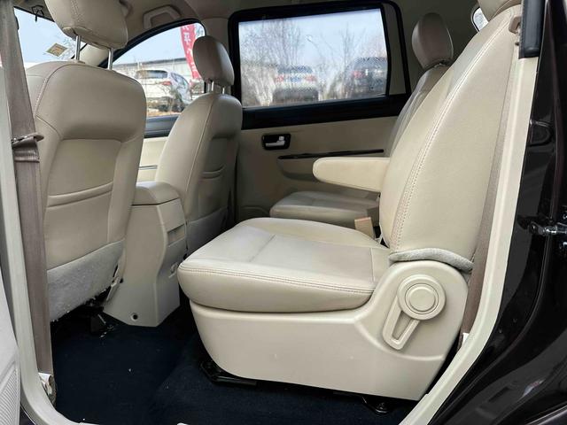 Fengguang 370 2017 модификация 1.5L CVT Fashion 7 seat – фото 3