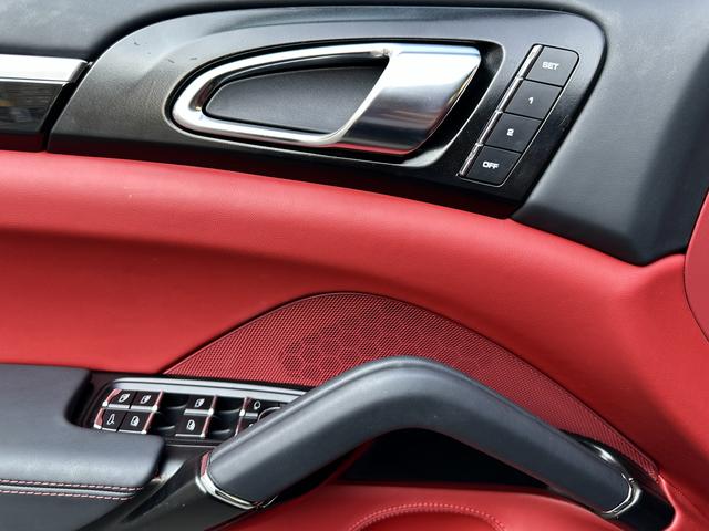 Porsche Cayenne 2011 Cayenne 3.0T – фото 18