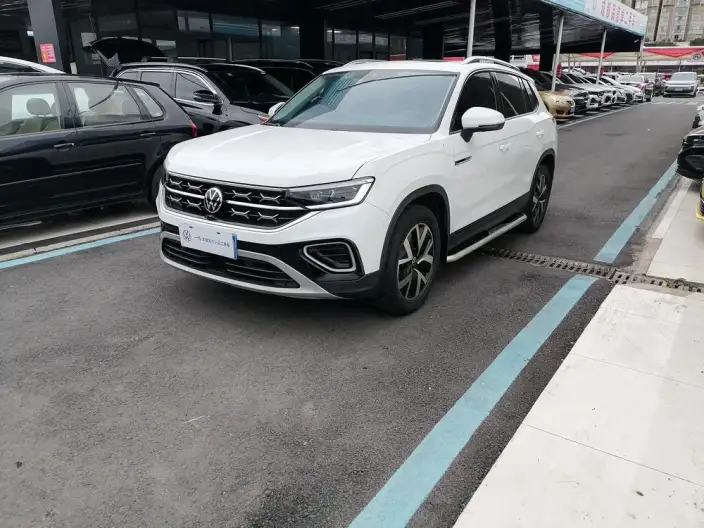 Volkswagen Tayron 2023 Model 330TSI 2WD Luxury Plus Advanced version