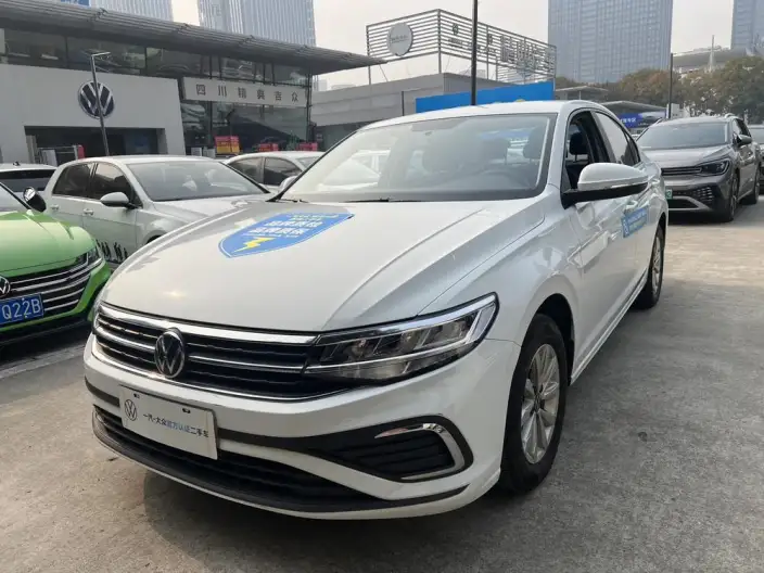 Volkswagen Bora 2023 Model 200TSI DSG Smooth Ride Edition