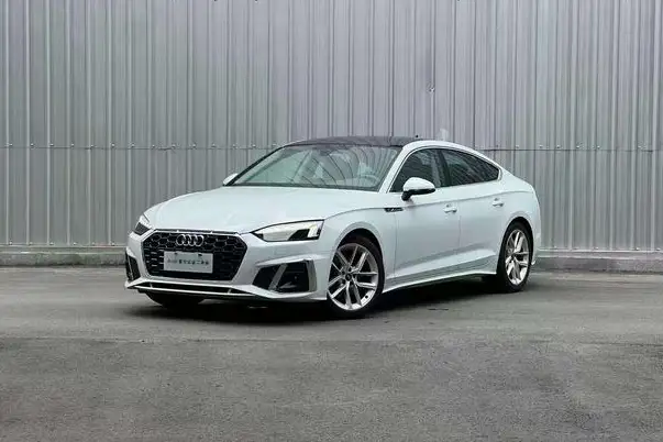 Audi A5 2024 Model Sportback 40 TFSI Fashion Dynamic Model