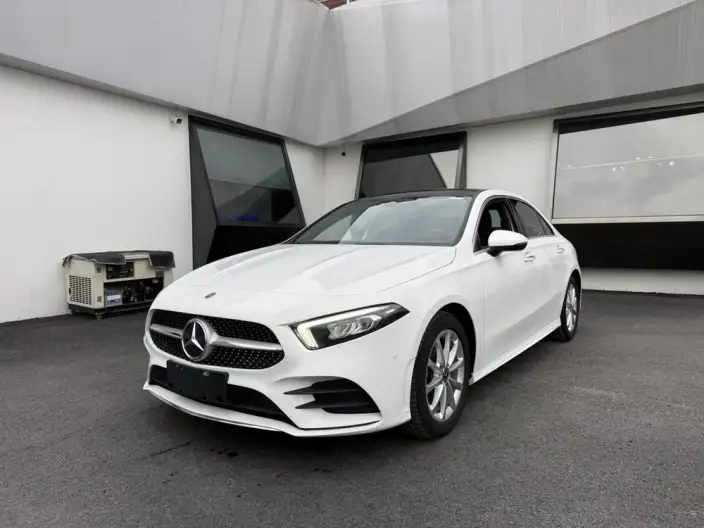 Mercedes-Benz A-class 2022 Model Facelift A 200 L Sports sedan Fashion Edition